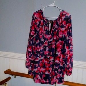Black pink and purple flowered 2x blouse